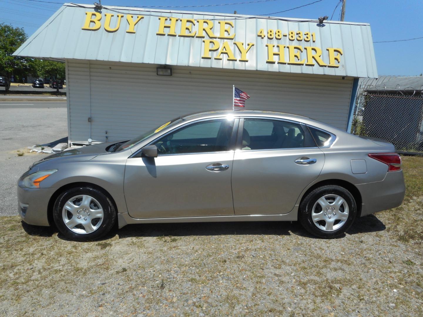 2013 Tan Nissan Altima (1N4AL3AP4DC) , located at 2553 Airline Blvd, Portsmouth, VA, 23701, (757) 488-8331, 36.813889, -76.357597 - Photo#0